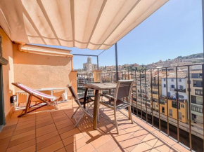 Sleep & Stay Luxury top floor apt with terrace